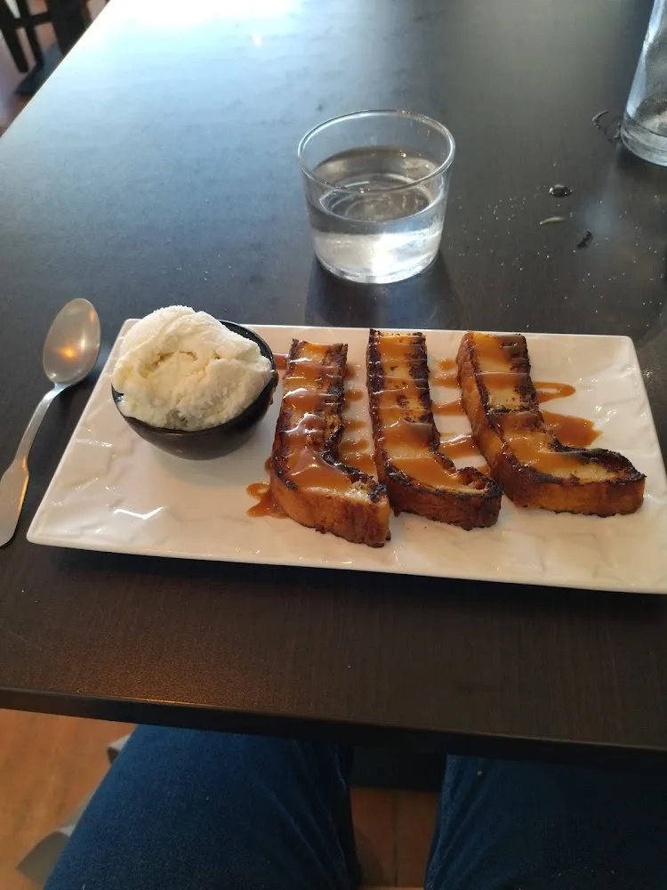 Far Poêlé Et Son Caramel Et Sa Boule Vanille